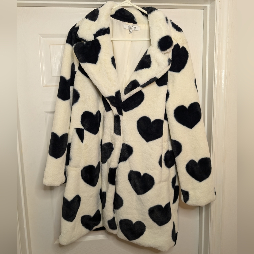 26 International Heart Pattern Faux Fur Coat - Picture 2 of 4